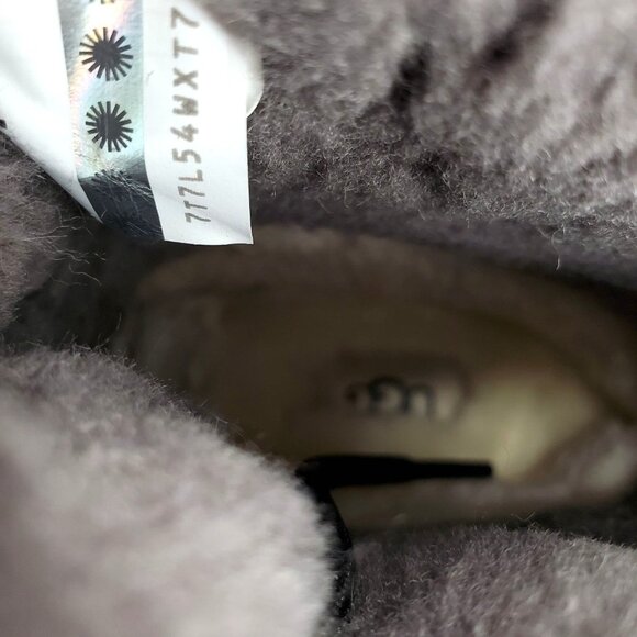 UGG Boots 9 Adirondack III Waterproof Winter Snow Sheepskin Fur Leather Outdoor - Picture 10 of 14